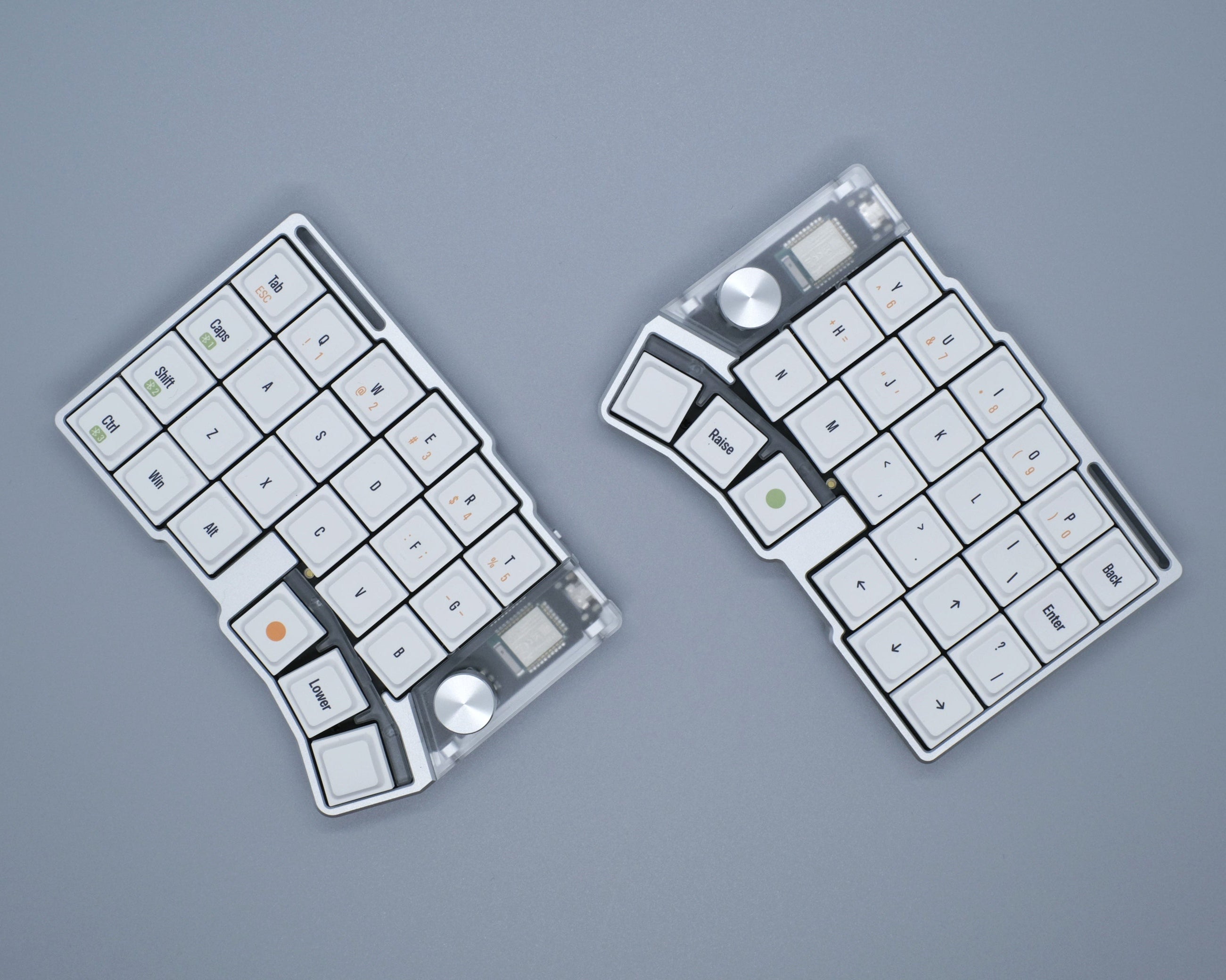 Dilemma 3x5 Procyon Choc タッチパッド搭載分割キーボード 分割キーボードおすすめ10選｜主要モデルの配列・接続方式・価格を比較